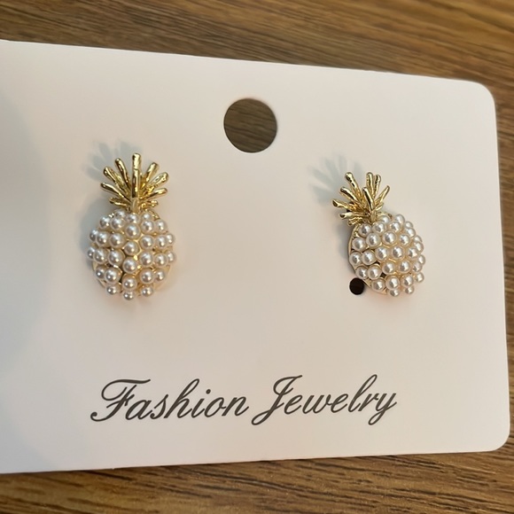 Pineapple earrings - Picture 3 of 3